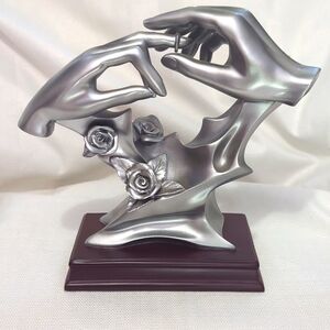 Bond of Marriage Hand Ring Wedding Gift Sculpture Anniversary Sculpture Figure